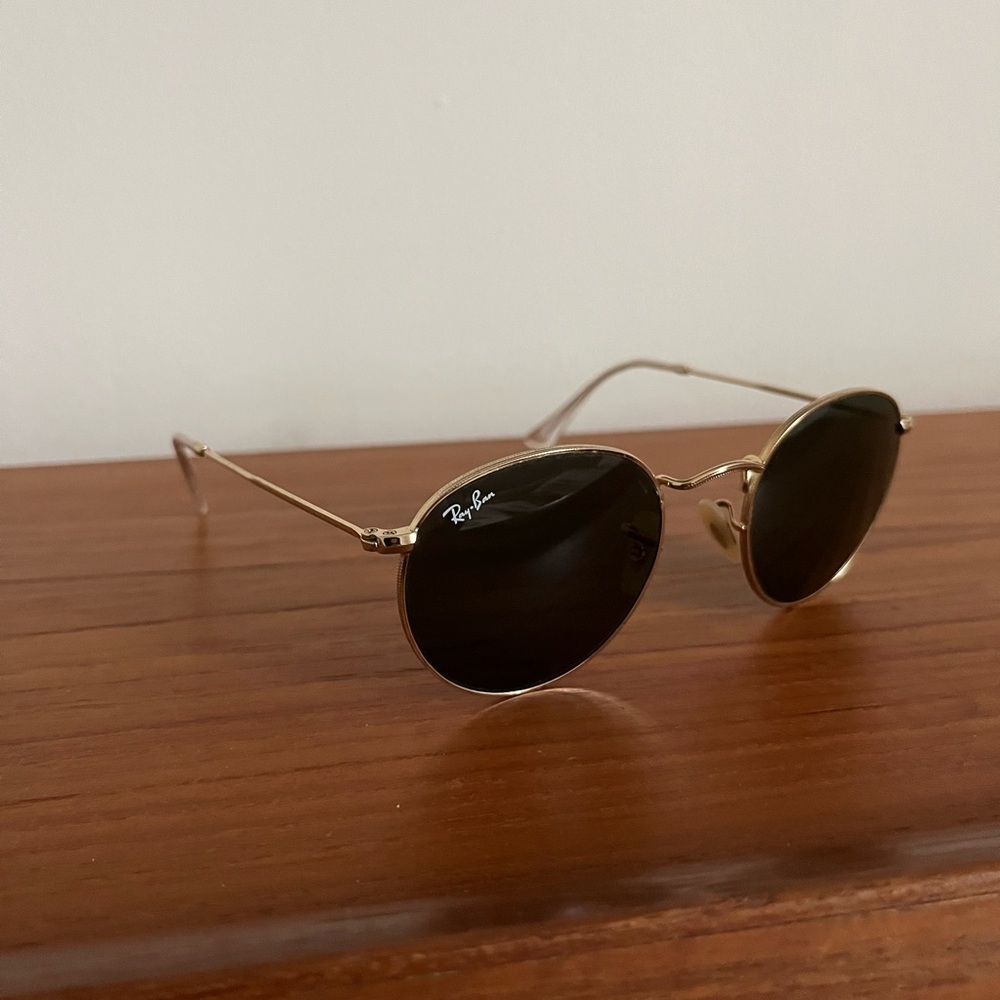 Ray-Ban Classic Gold Frame Sunglasses